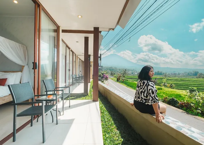 Bhuana Agung And Restaurant ジャティルウィ